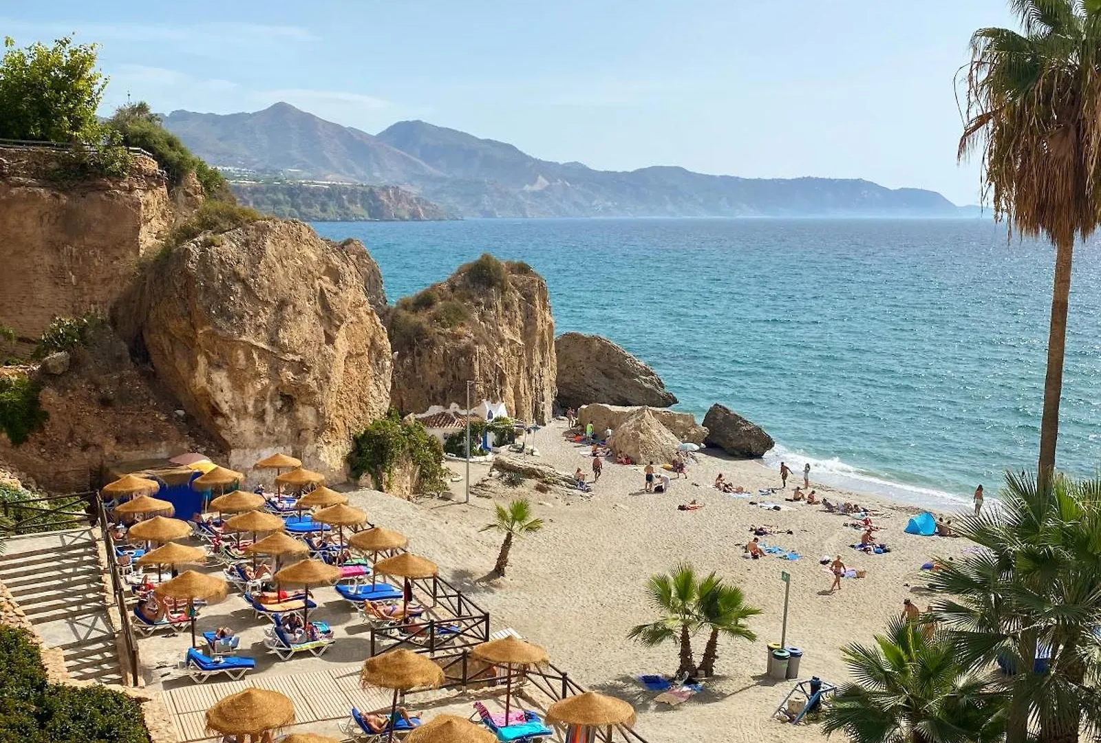 Luxurious Townhouse With View, 3 Terraces And Pool Villa Nerja